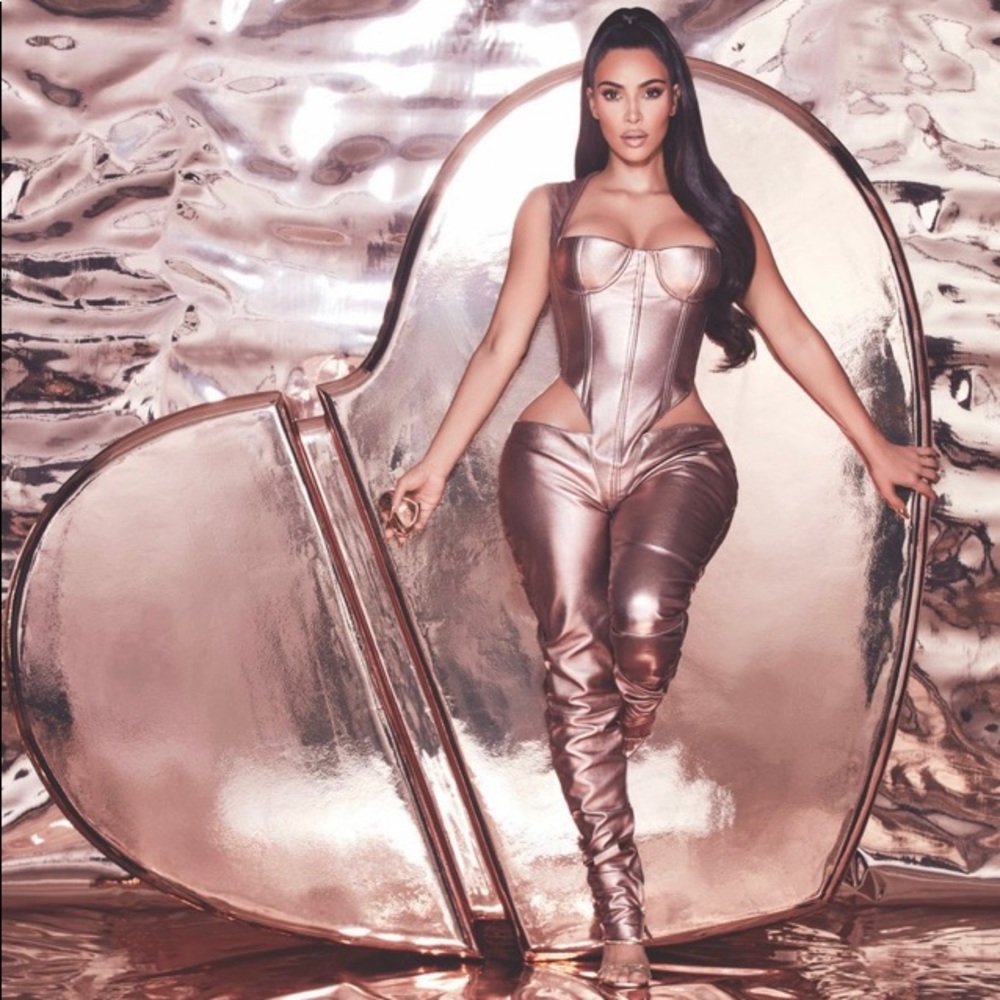 KKW Fragrance Hearts Rose Gold